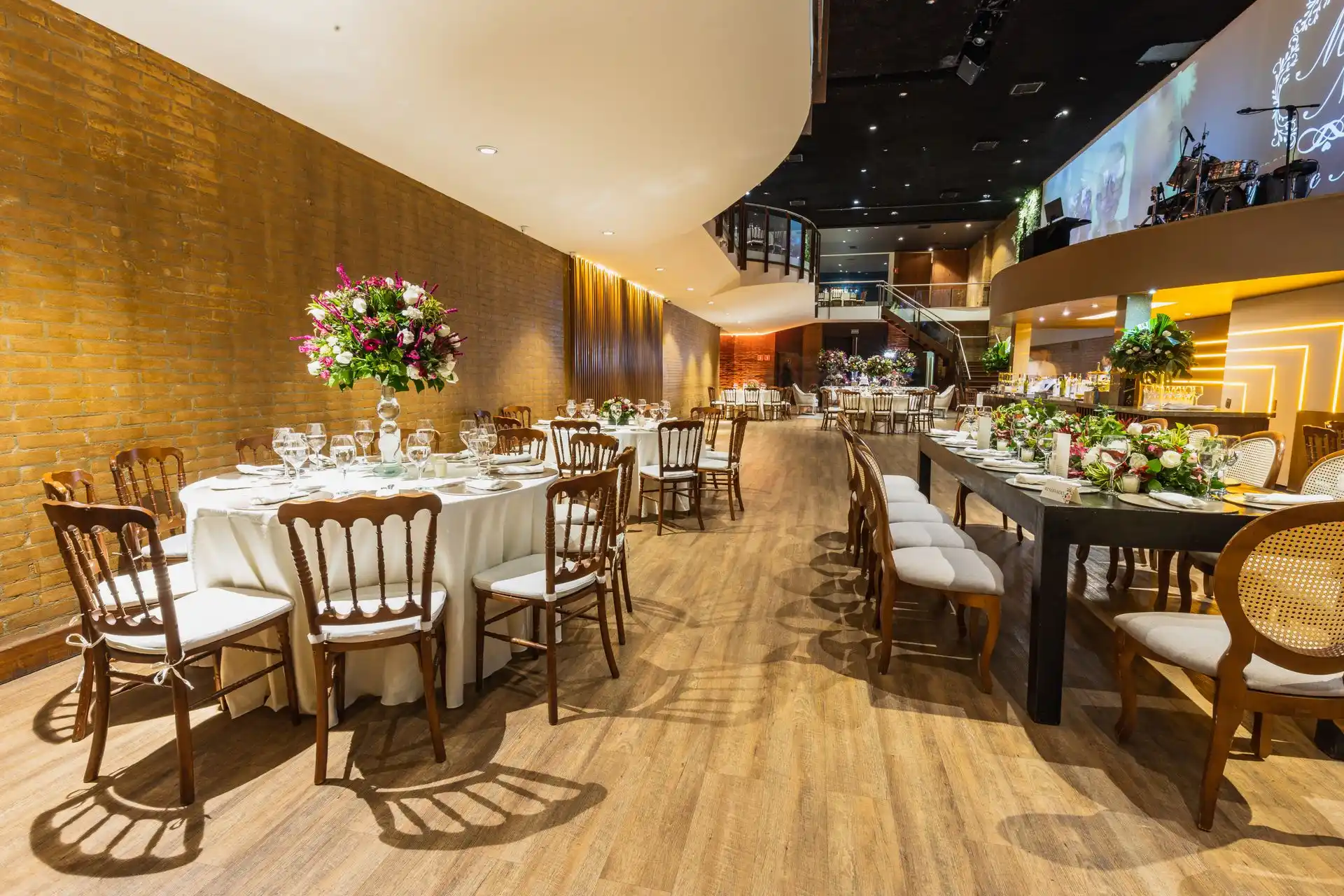 Luxury Wedding Receptions